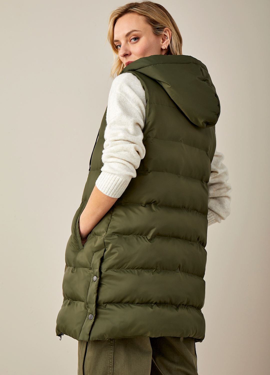 Olive puffer vest hotsell