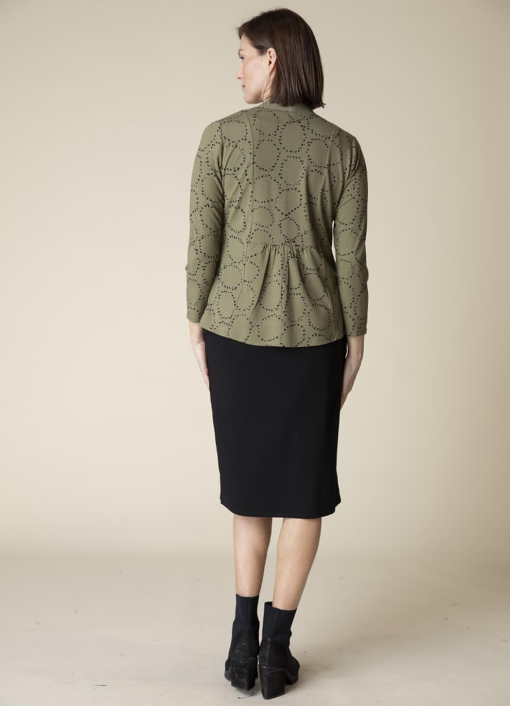 Core Travel Circles Open Jacket in Olive