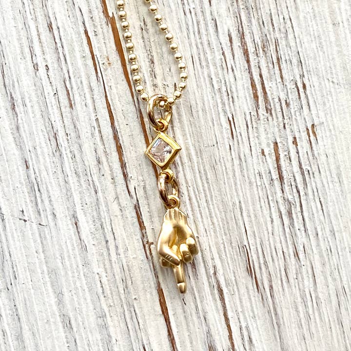 Middle Finger Necklace in Gold