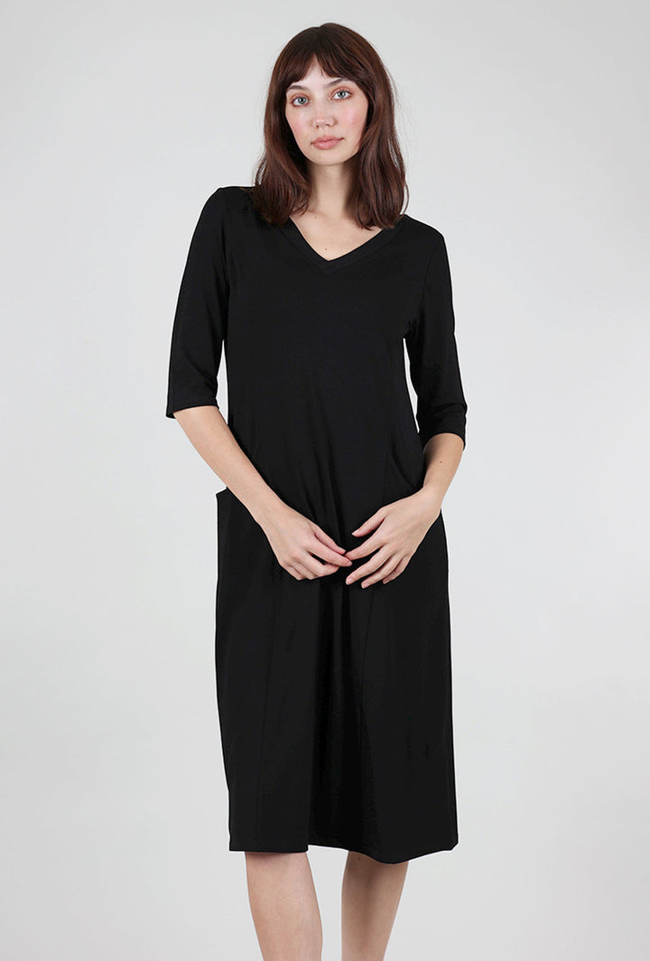 Core Travel Elbow Sleeve Dress in Black