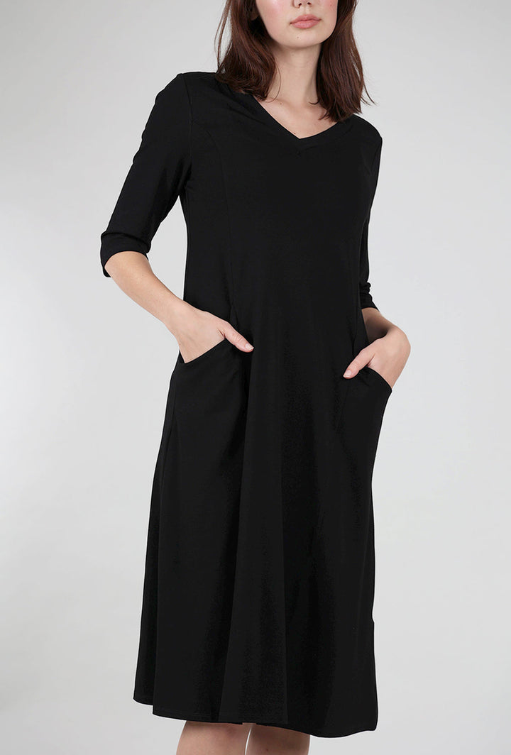 Core Travel Elbow Sleeve Dress in Black