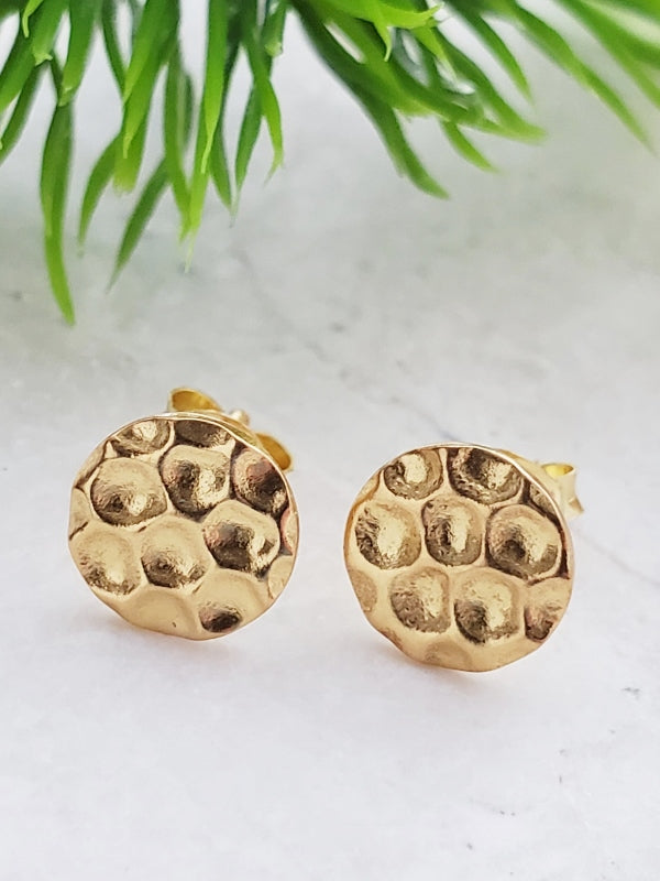 Gold Hammered Circle Pad Studs